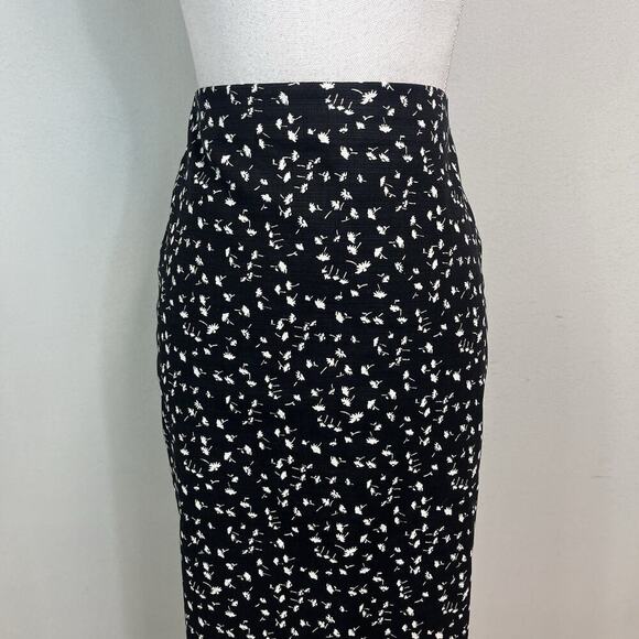 J. Crew Skirt sz 6 Petite Black White Floral Straight Pencil Knee Church Casual - Picture 2 of 8